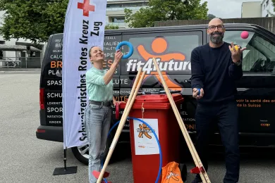 Spieltonne für kantonale Asylunterkünfte gesponsert von fit4future